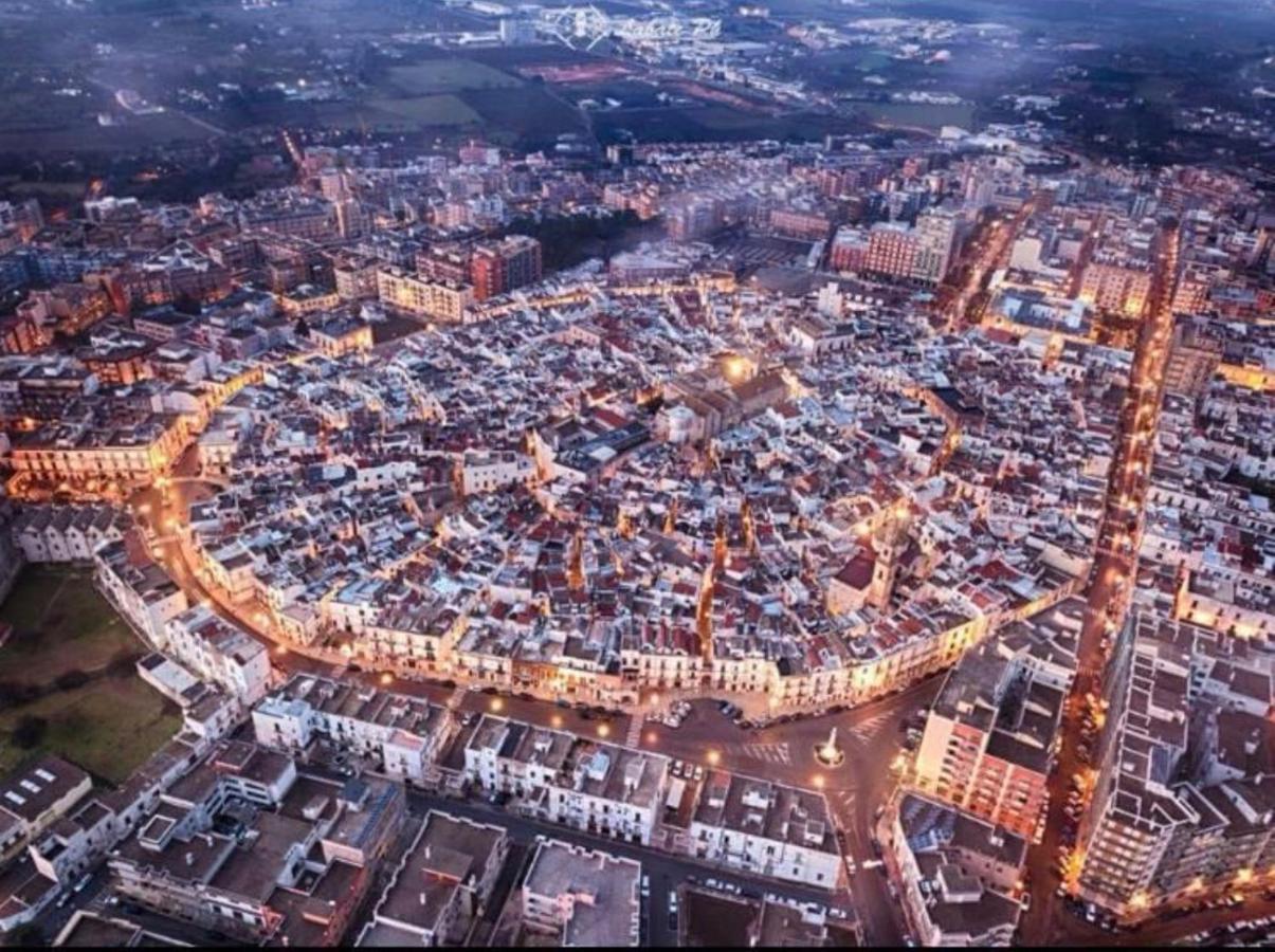 פוטיניאנו L'Angolo Di Gaudi, Alcoba Blanca מראה חיצוני תמונה